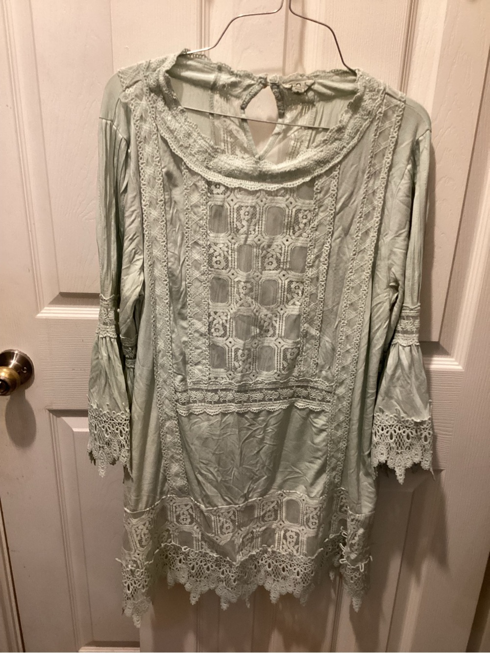POL Mint Green Lace-Trim Boho Tunic Top